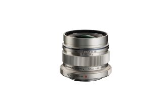 M.Zuiko Digital ED 12mm F2.0 Silver