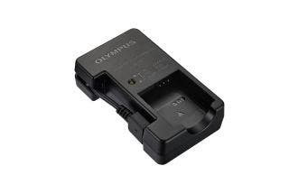UC-92 Lithium Ion Battery Charger - Camera Accessories - OM SYSTEM | Olympus	 	